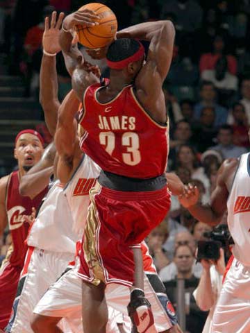 社交媒体上 社交媒体上